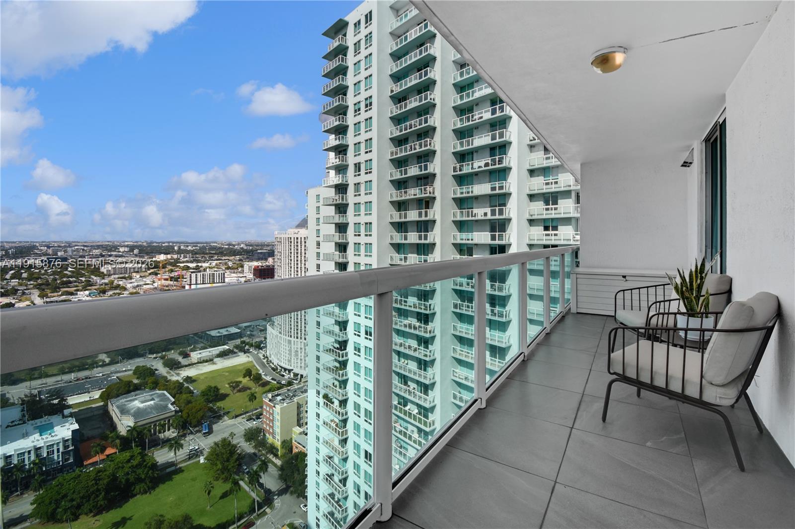 1800 CLUB CONDO - Residential