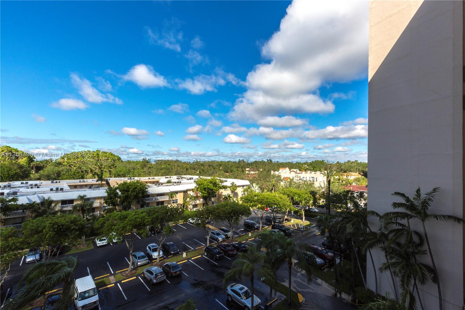 GABLES WATERWAY TOWERS CO - Residential Lease
