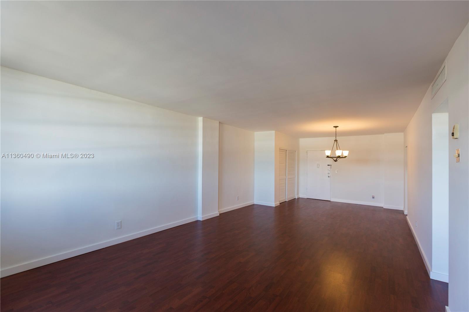 GABLES WATERWAY TOWERS CO - Residential Lease