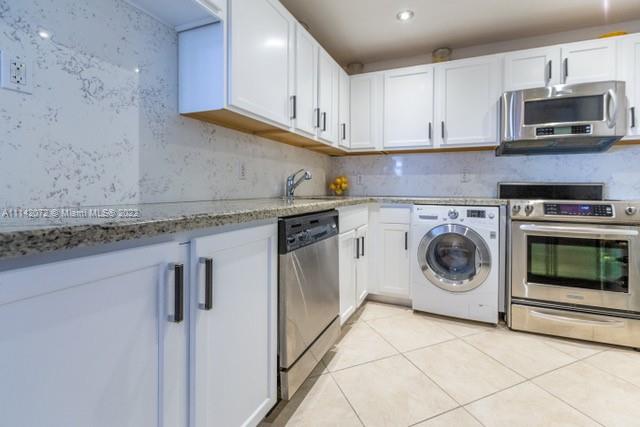 SOUTH BAY CLUB CONDO - Residential Lease