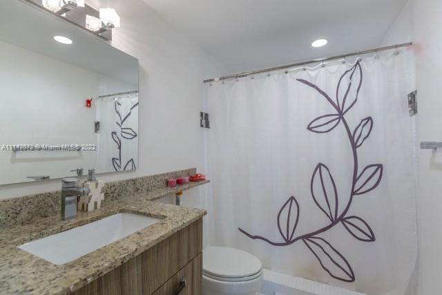 SOUTH BAY CLUB CONDO - Residential Lease