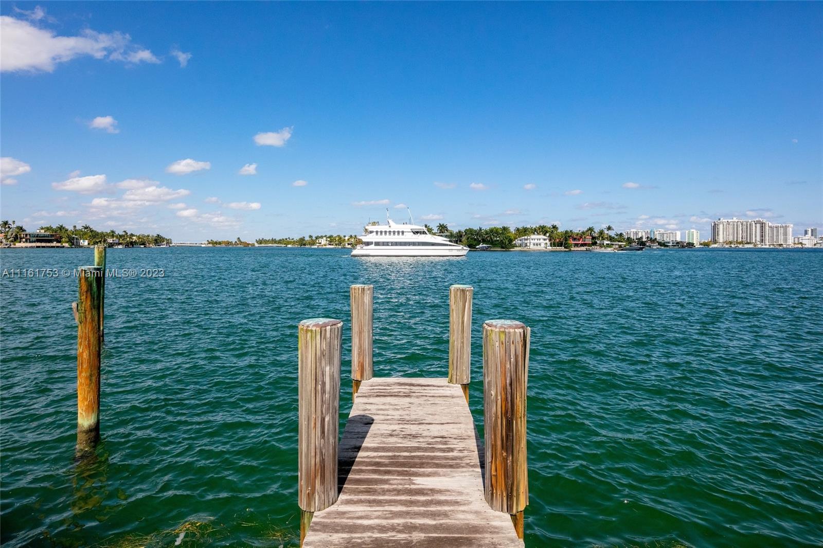 HIBISCUS ISLAND - Residential