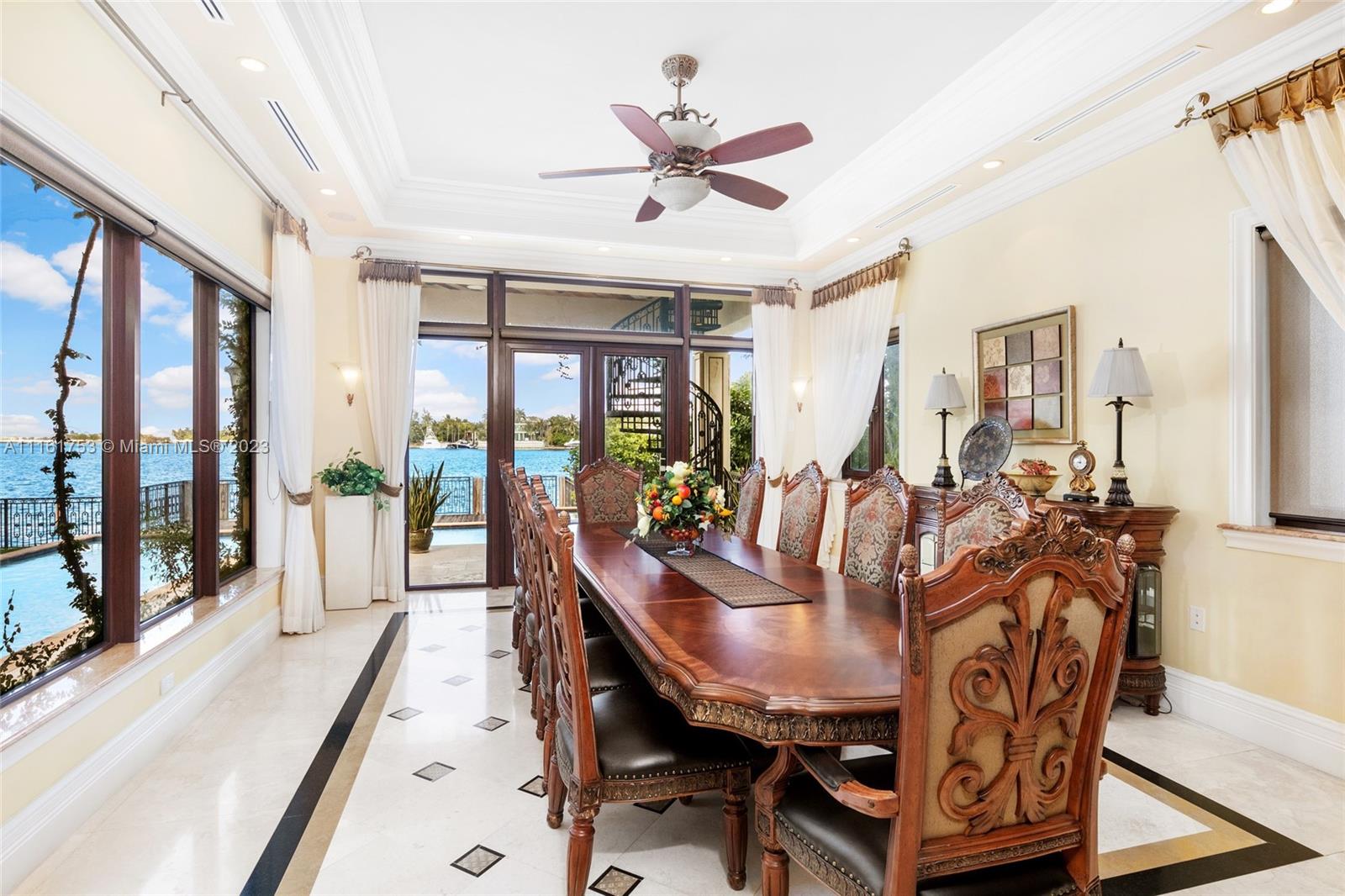 HIBISCUS ISLAND - Residential