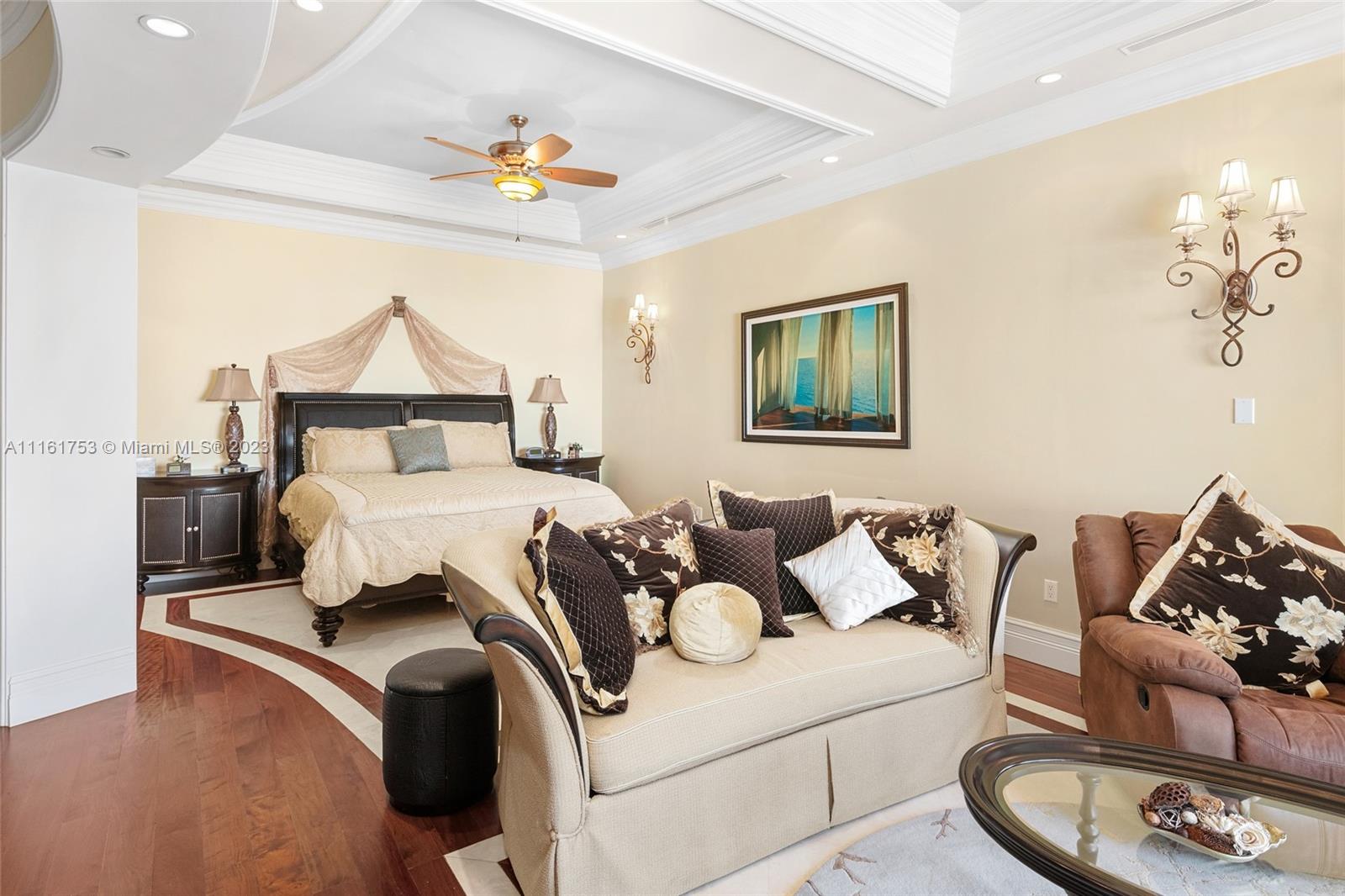 HIBISCUS ISLAND - Residential