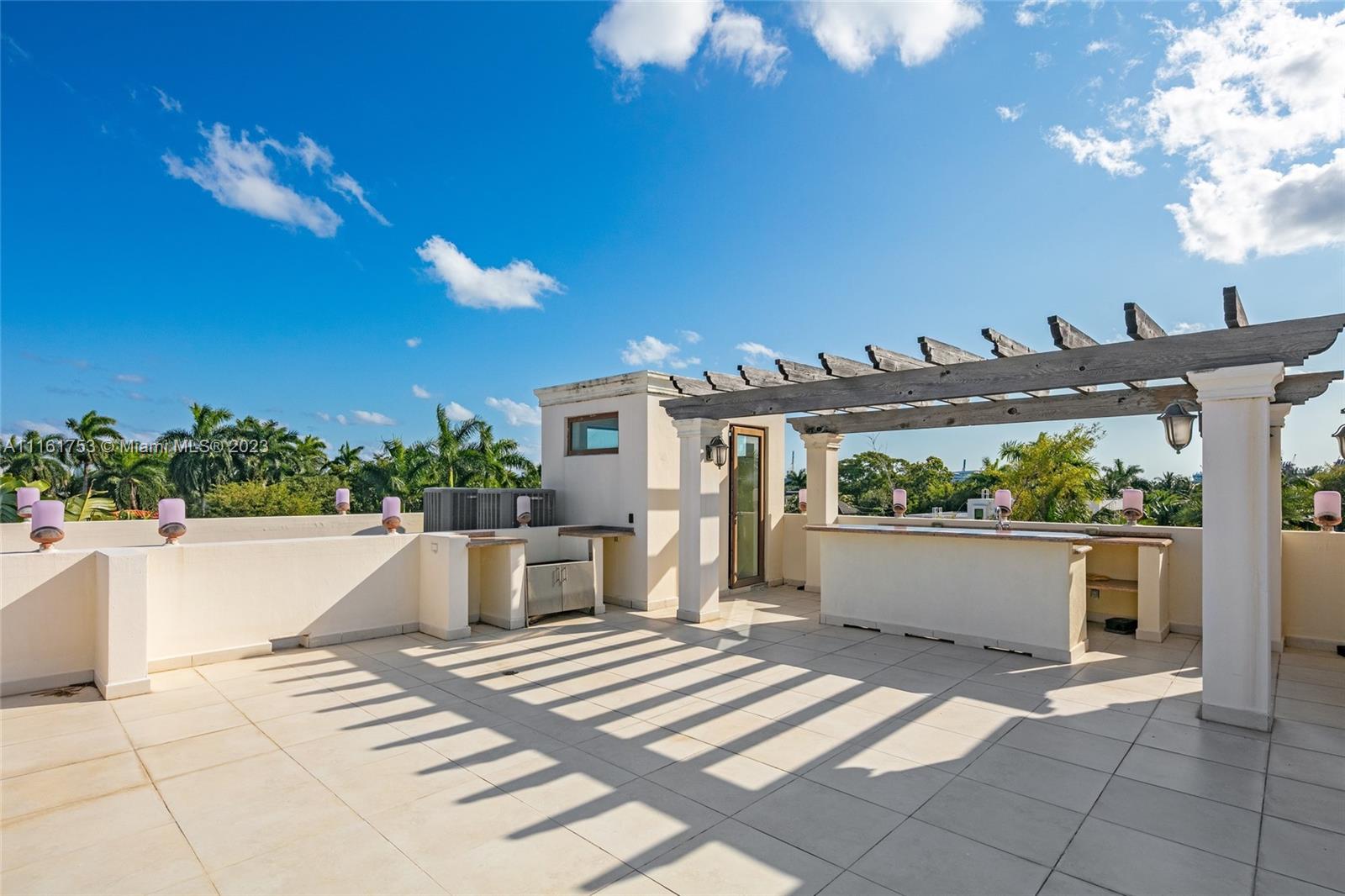 HIBISCUS ISLAND - Residential