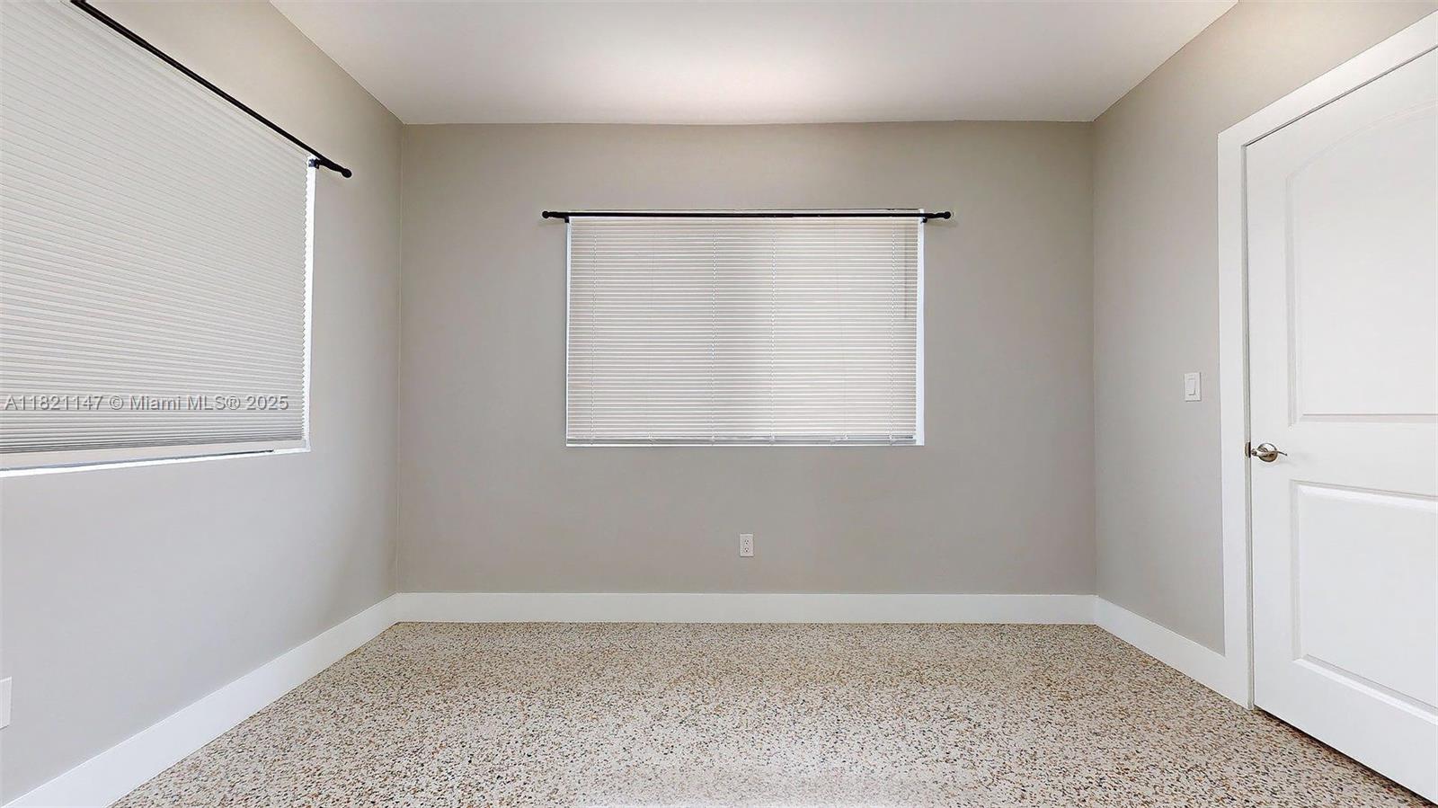 STUDIO ADDN TO TOWN OF HI - Residential Lease