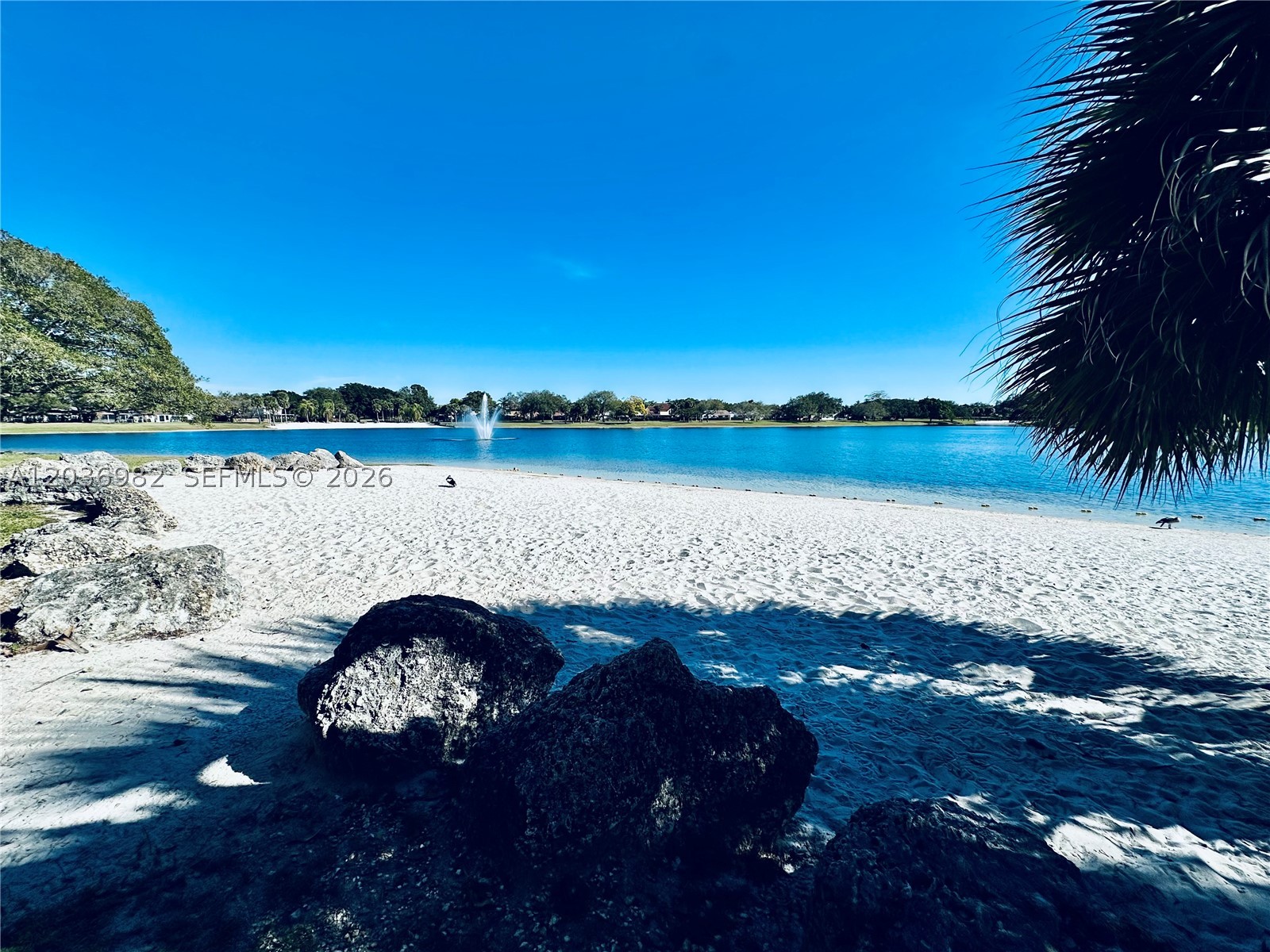 LAKEVIEW AT HAMMOCKS COND - Residential Lease