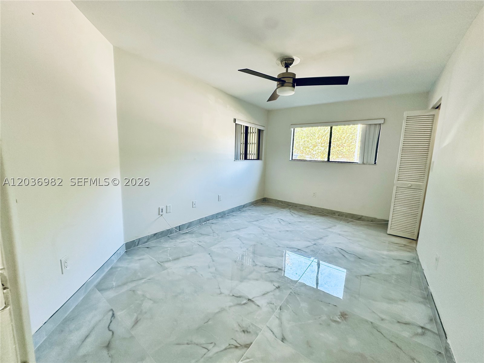 LAKEVIEW AT HAMMOCKS COND - Residential Lease