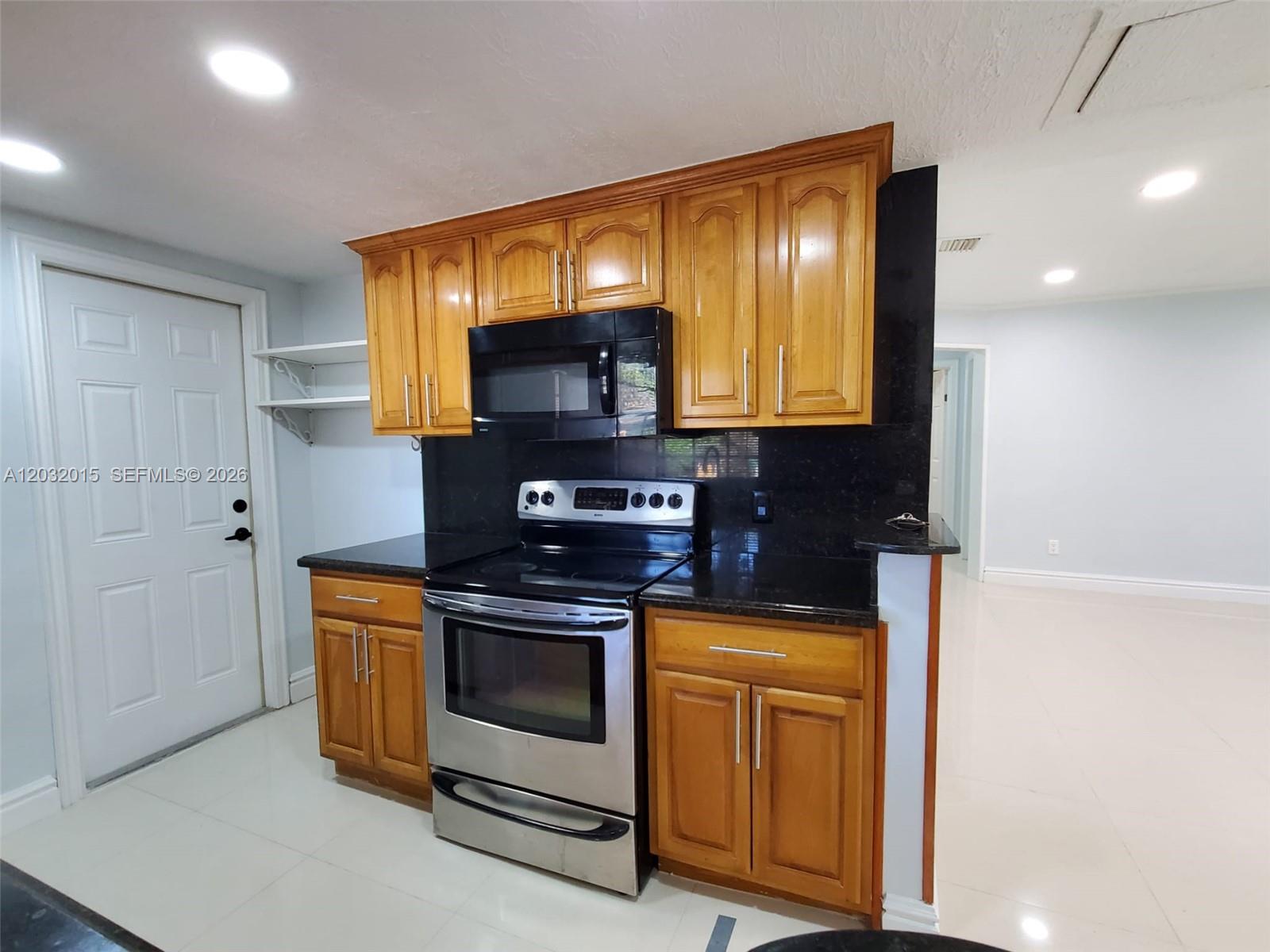 YEATMAN SUB - Residential Lease