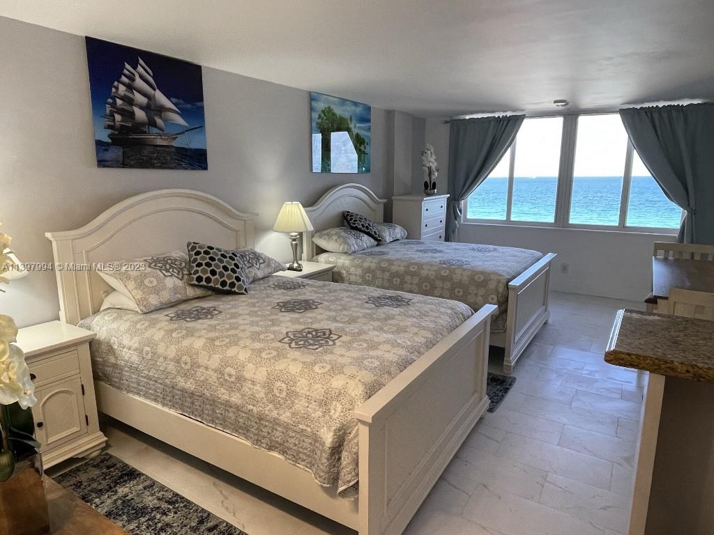 THE AVENTURA BEACH CLUB C - Residential