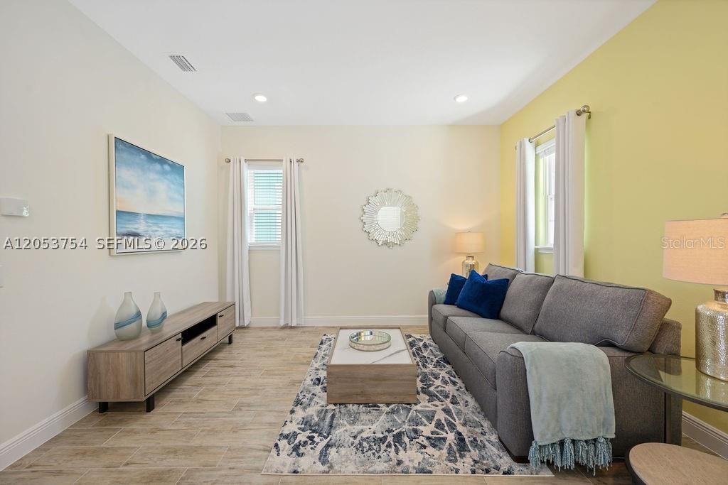 ROLLING OAKS - Residential