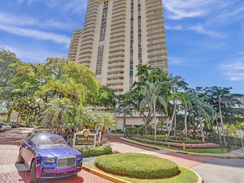 TURNBERRY TOWERS CONDO - Residential