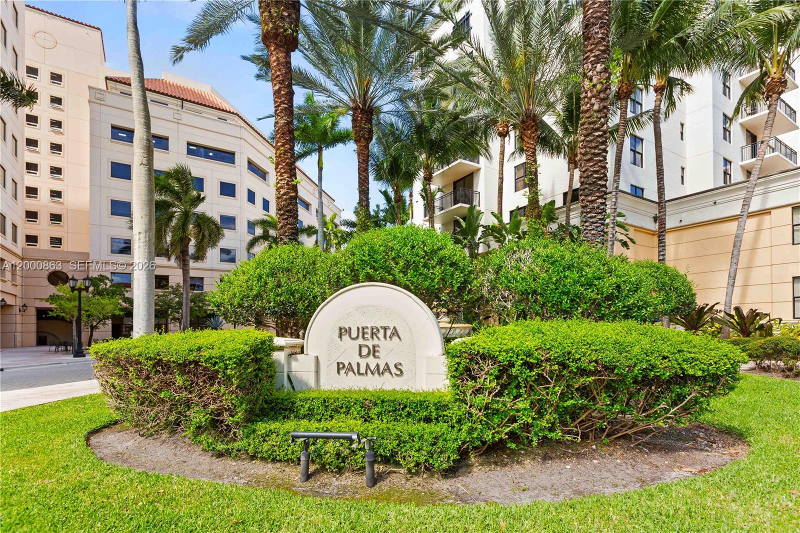 PUERTA DE PALMAS CONDO - Residential