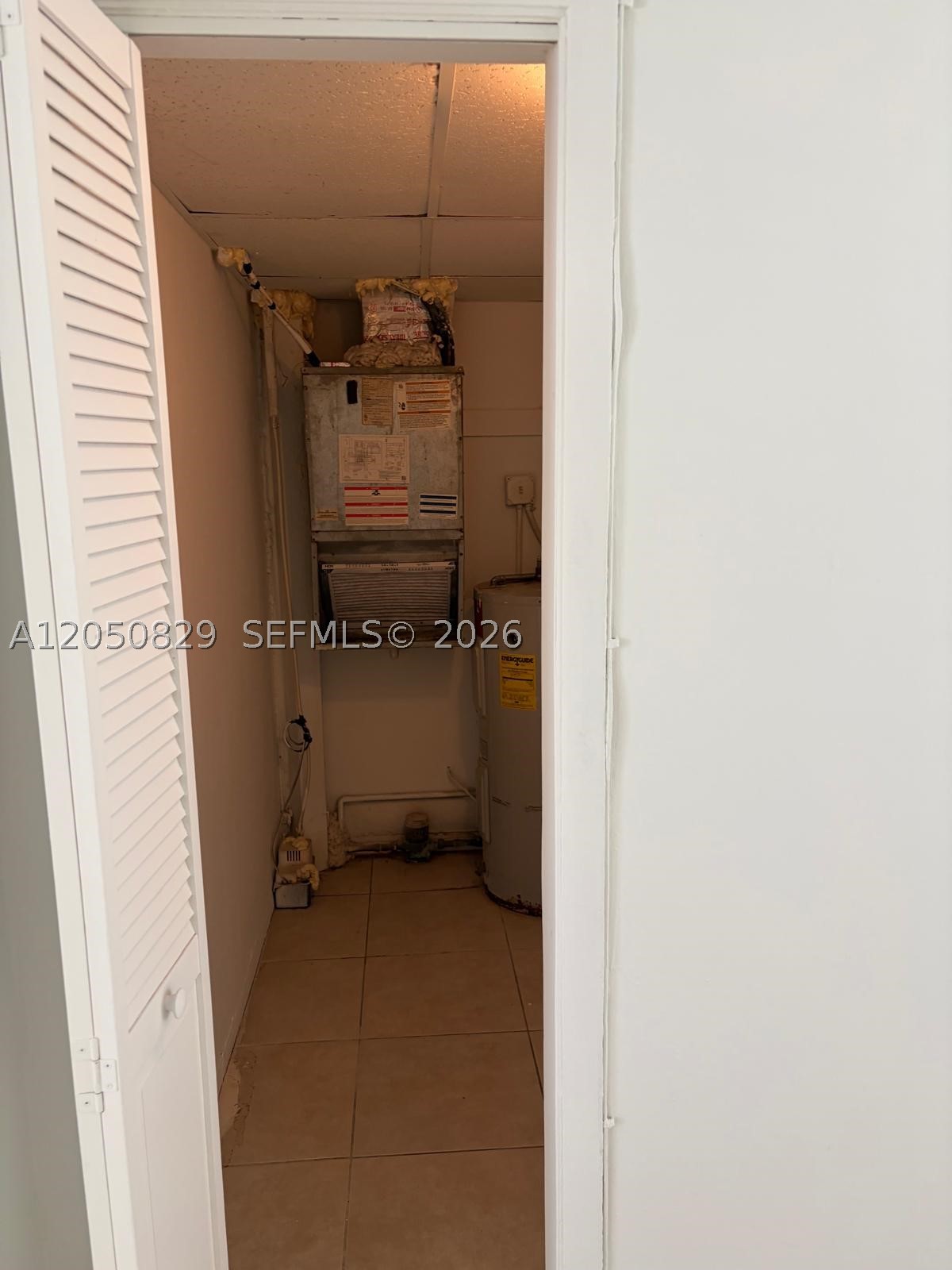 BOULEVARD GARDENS 28-6B - Residential Lease