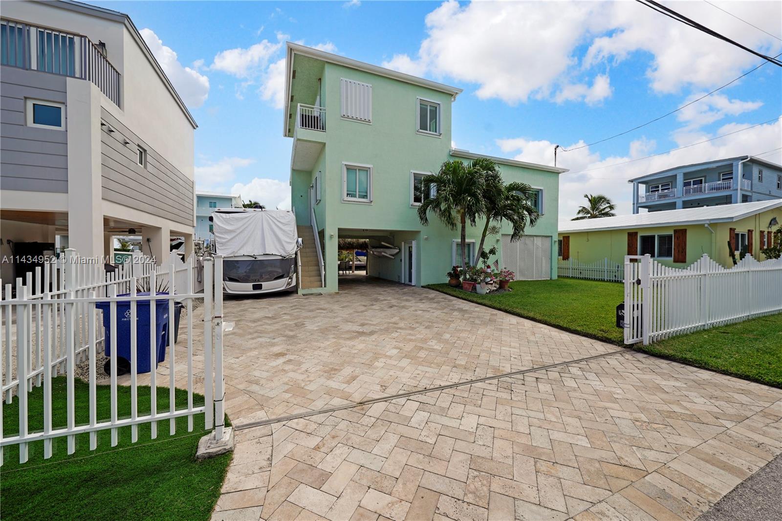 RAES CUDA CANAL SUBD - Residential