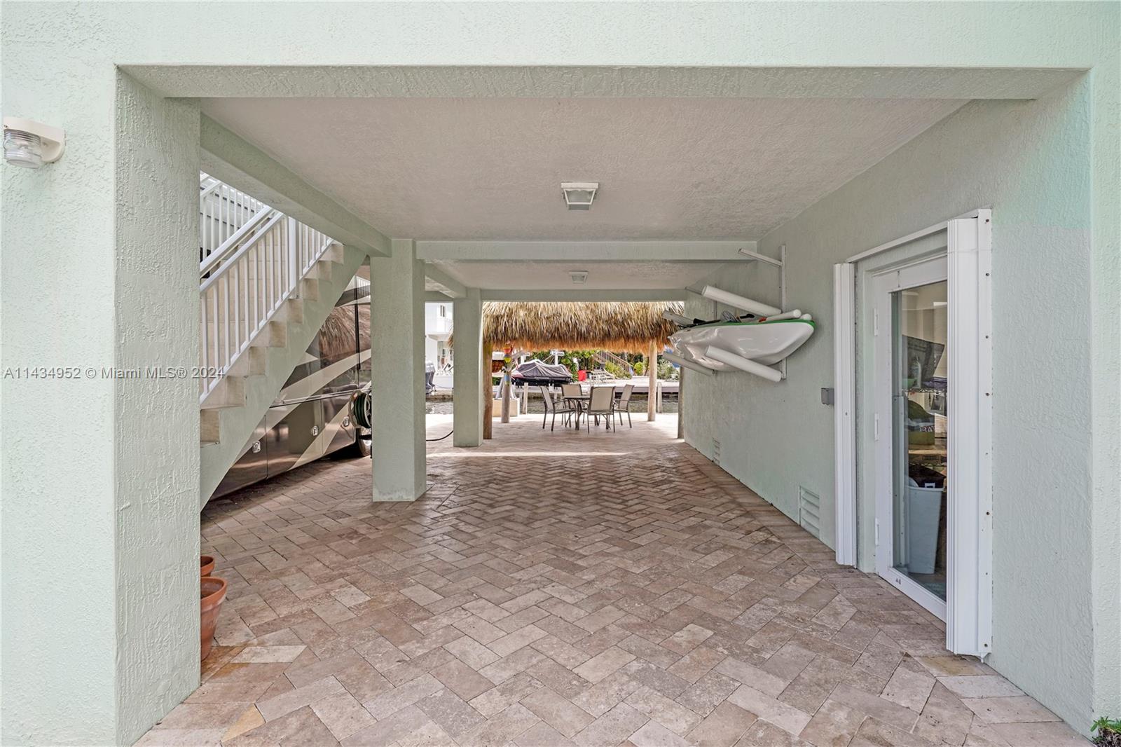 RAES CUDA CANAL SUBD - Residential