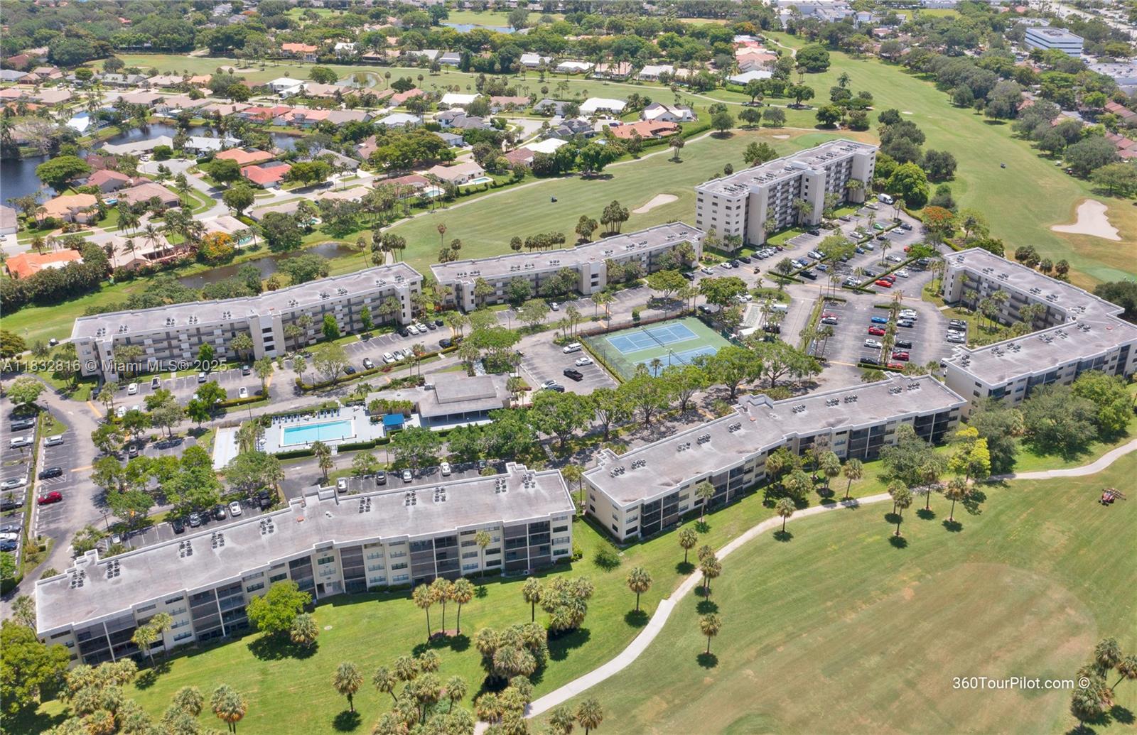 DEER CREEK COUNTRY CLUB - Residential
