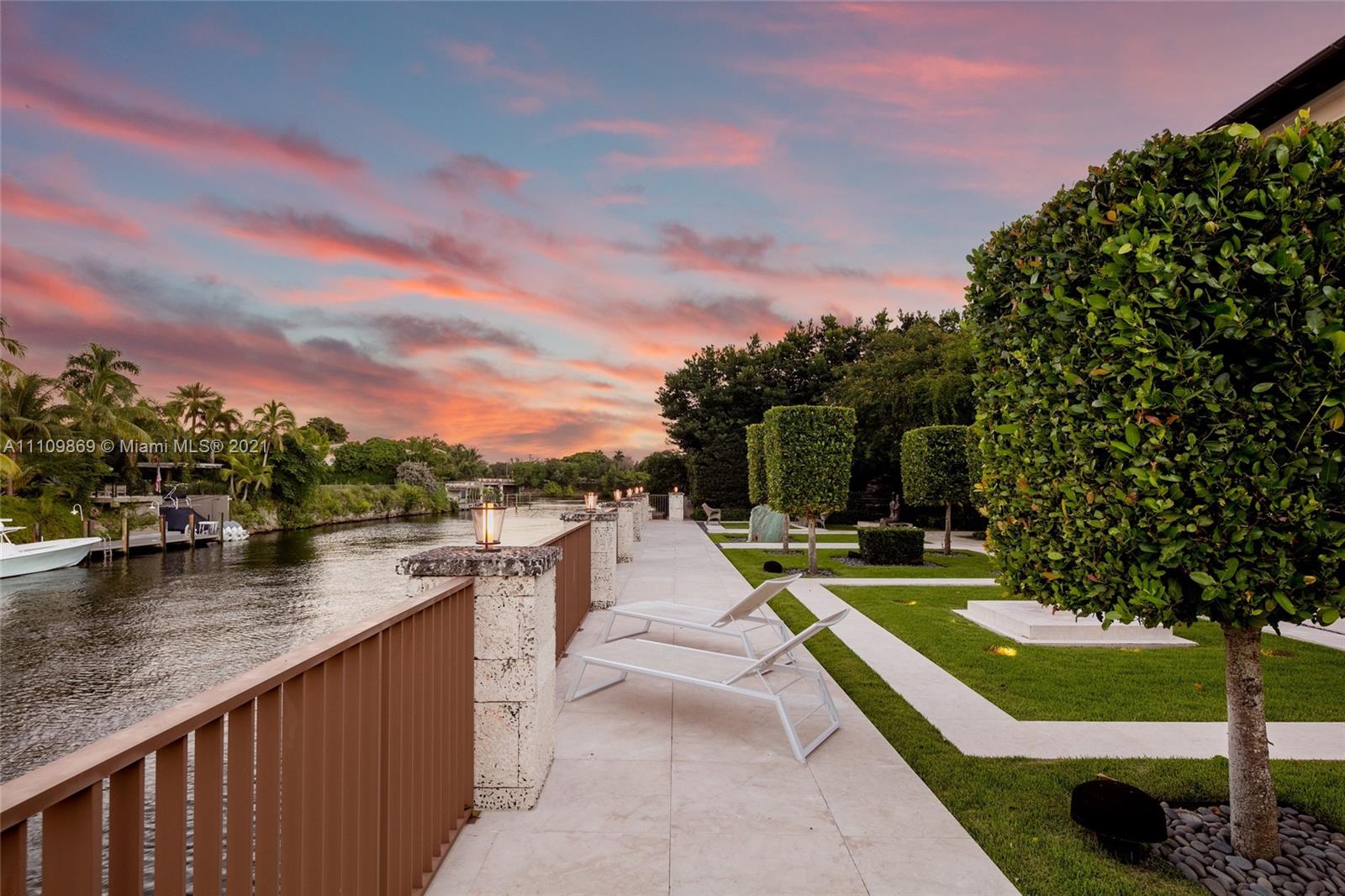 CORAL GABLES RIVIERA SEC - Residential