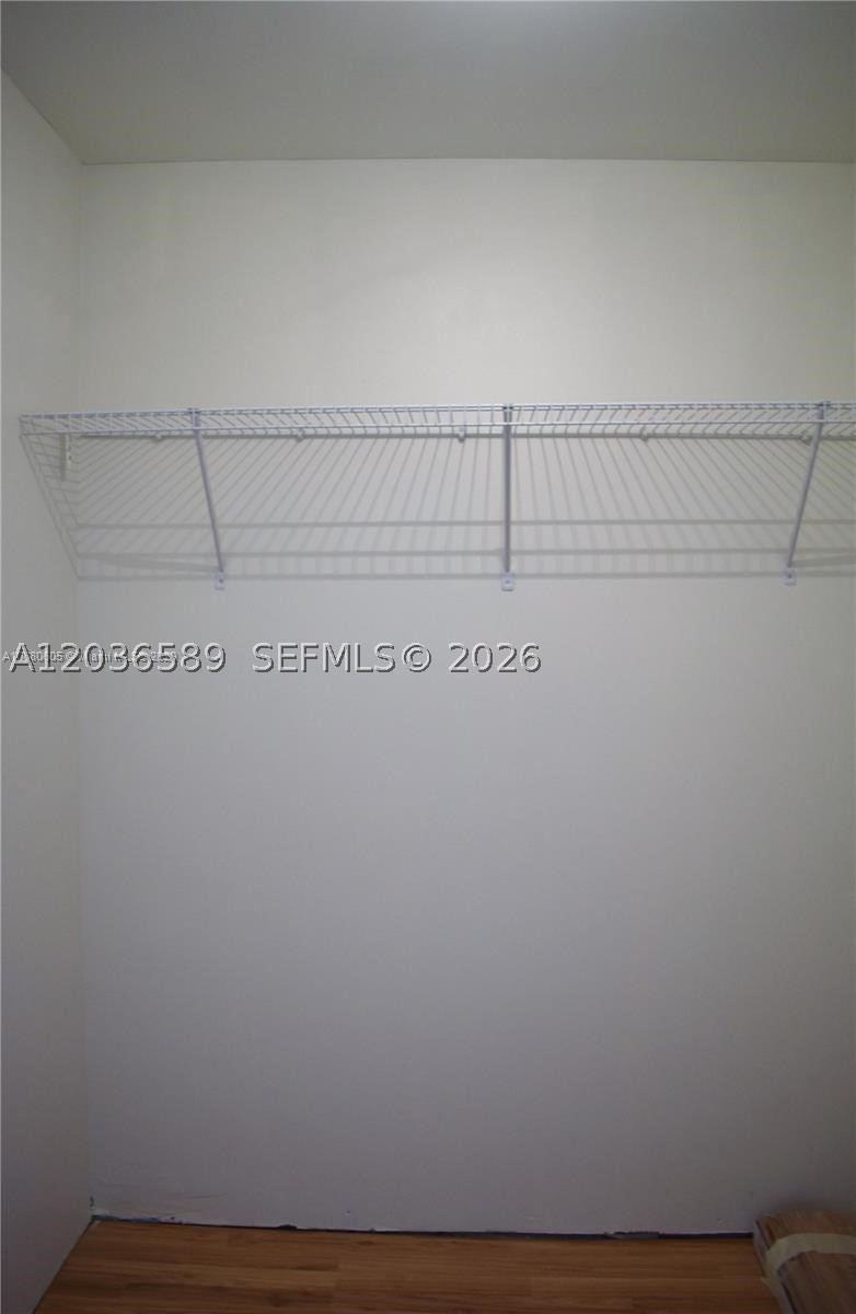 LOFTS AT MAYFAIR CONDO - Residential Lease