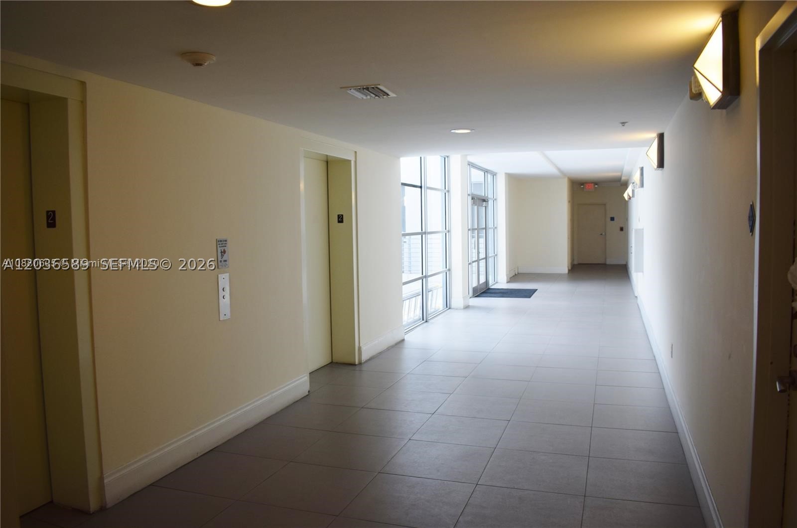 LOFTS AT MAYFAIR CONDO - Residential Lease