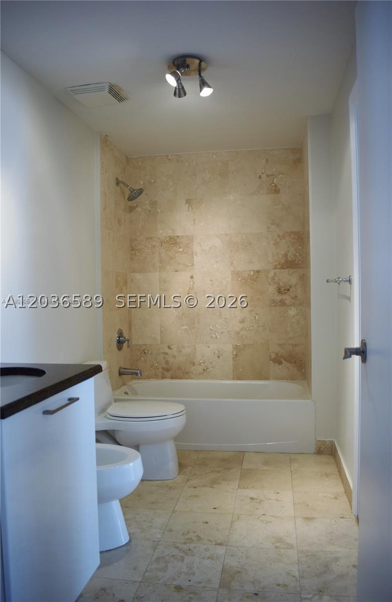 Discover this spectacular 1-bedroom, 1-bedroom apartment for sale in the exclusive Lofts at Mayfair, in the heart of Coconut Grove. The kitchen features stainless steel appliances, granite countertops, and a contemporary design. A new washer and dryer are included. Marble floors are found in the kitchen and bathroom, while the rest of the apartment boasts wood-look laminate flooring. It has a private patio overlooking the pool with a separate entrance. New air conditioning and impact-resistant windows, 1 parking space, Gym, across the street from Cocowalk, teathers, shopping and restaurants.