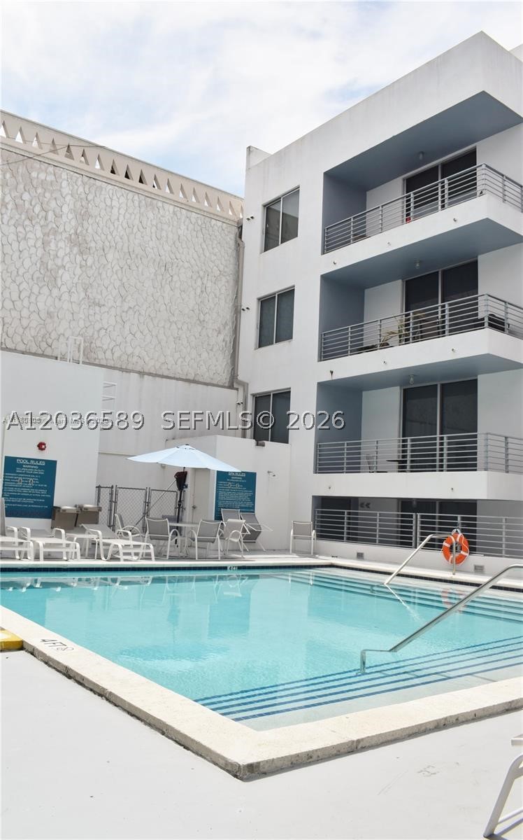LOFTS AT MAYFAIR CONDO - Residential Lease