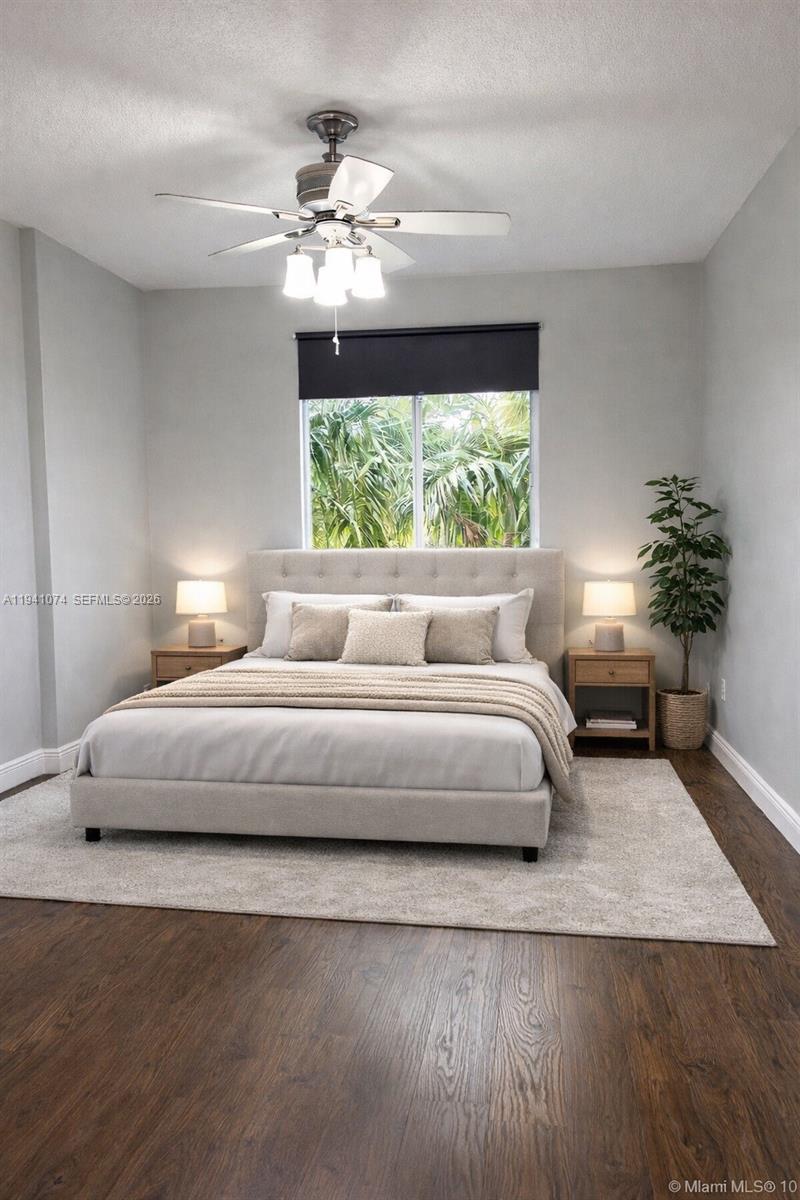 Investor-friendly condo with NO RENTAL RESTRICTIONS in the heart of Davie! Seldom available 3rd-floor corner unit featuring the largest floor plan and added privacy. This 2-bedroom, 2-bath split layout offers two primary suites, high ceilings, and an in-unit washer/dryer.
Well-maintained stainless steel appliances, fresh neutral paint, and tile & laminate flooring throughout. Includes private exterior storage and assigned parking steps from the building.
Conveniently located near Nova Southeastern University, FAU, Broward College, shopping, and dining. Community amenities include pool, hot tub, tennis courts, and ample guest parking.
Great opportunity for investors or owner-occupants!