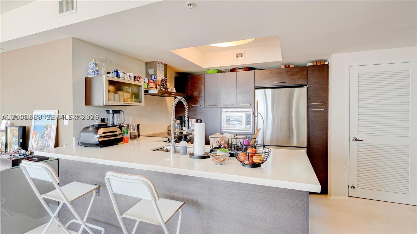 ST TROPEZ ON THE BAY II C - Residential