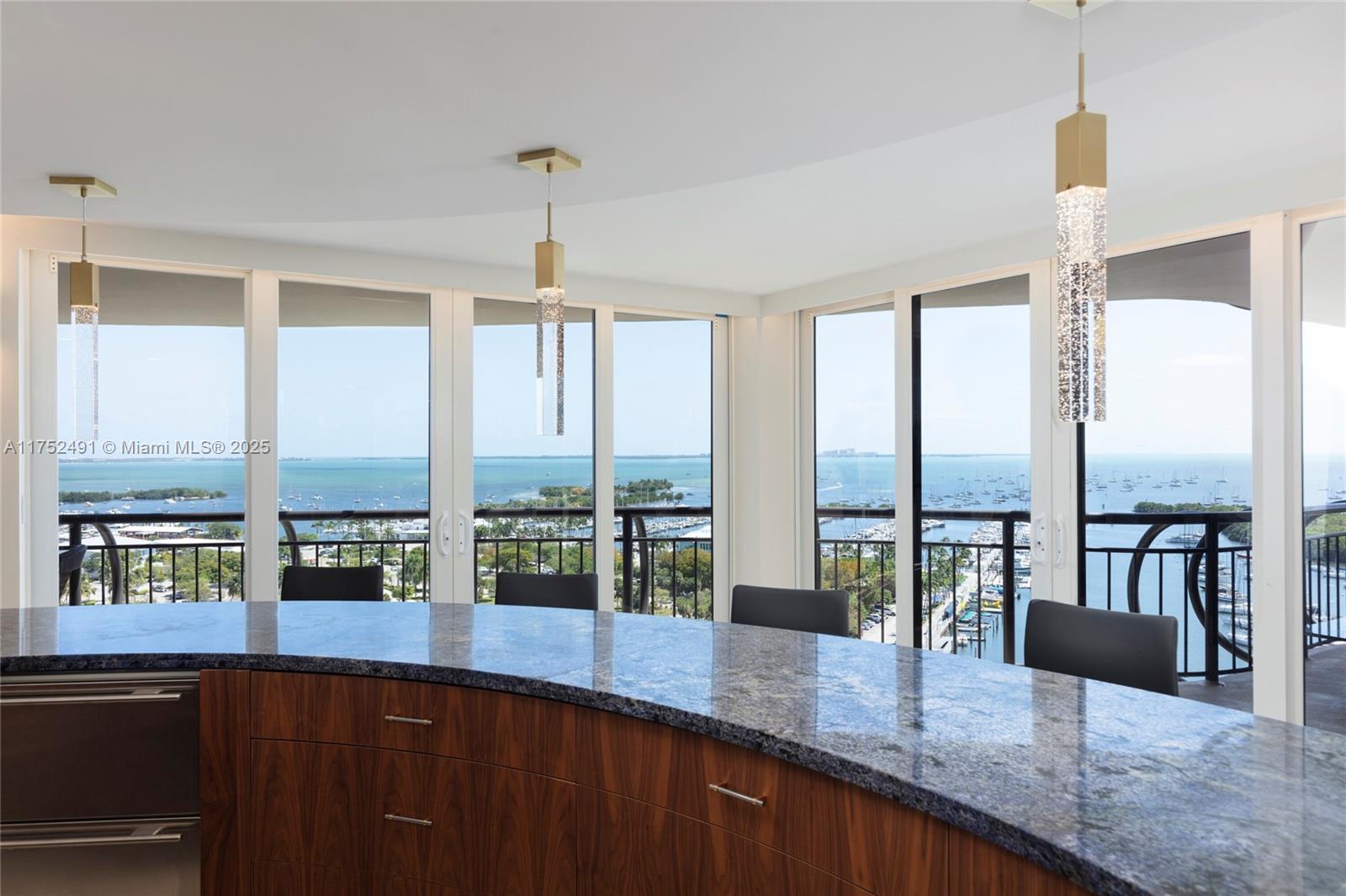 GROVE TOWERS CONDO - Residential