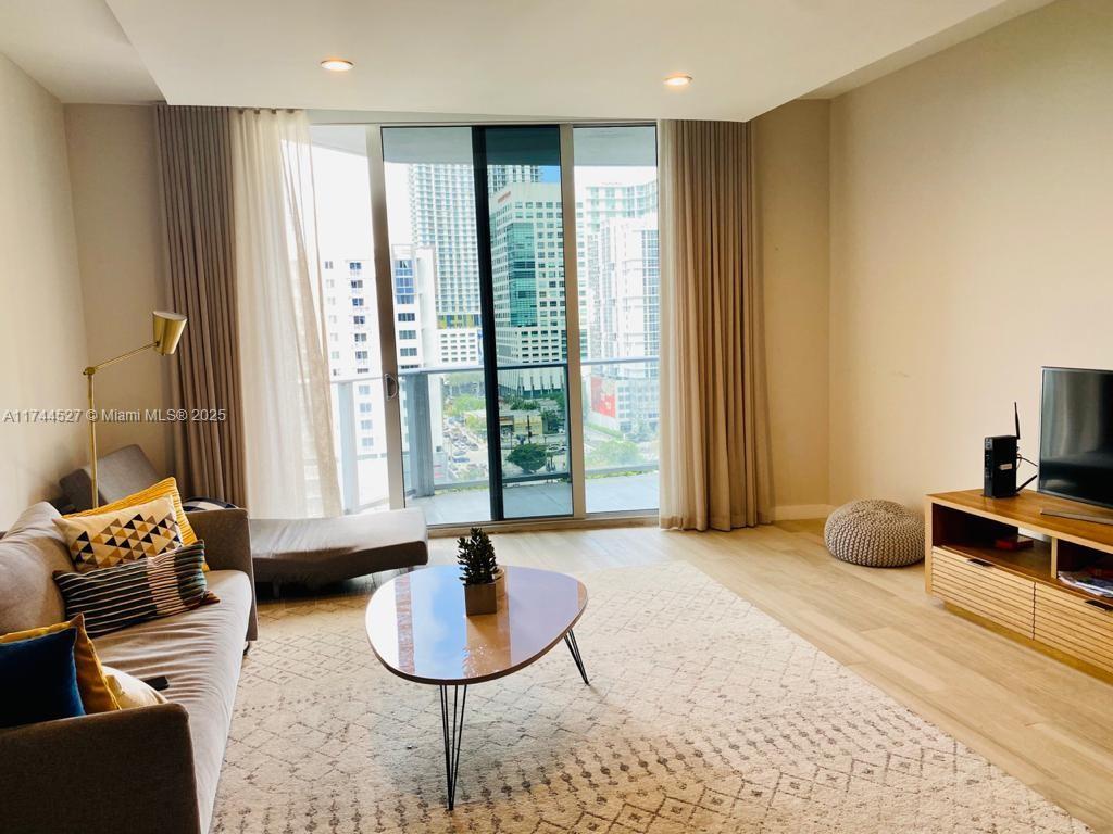 BRICKELL TEN CONDO - Residential Lease