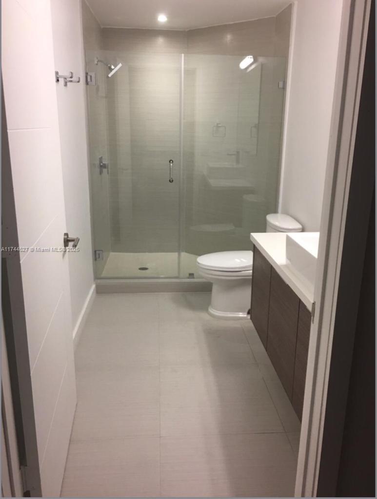 BRICKELL TEN CONDO - Residential Lease