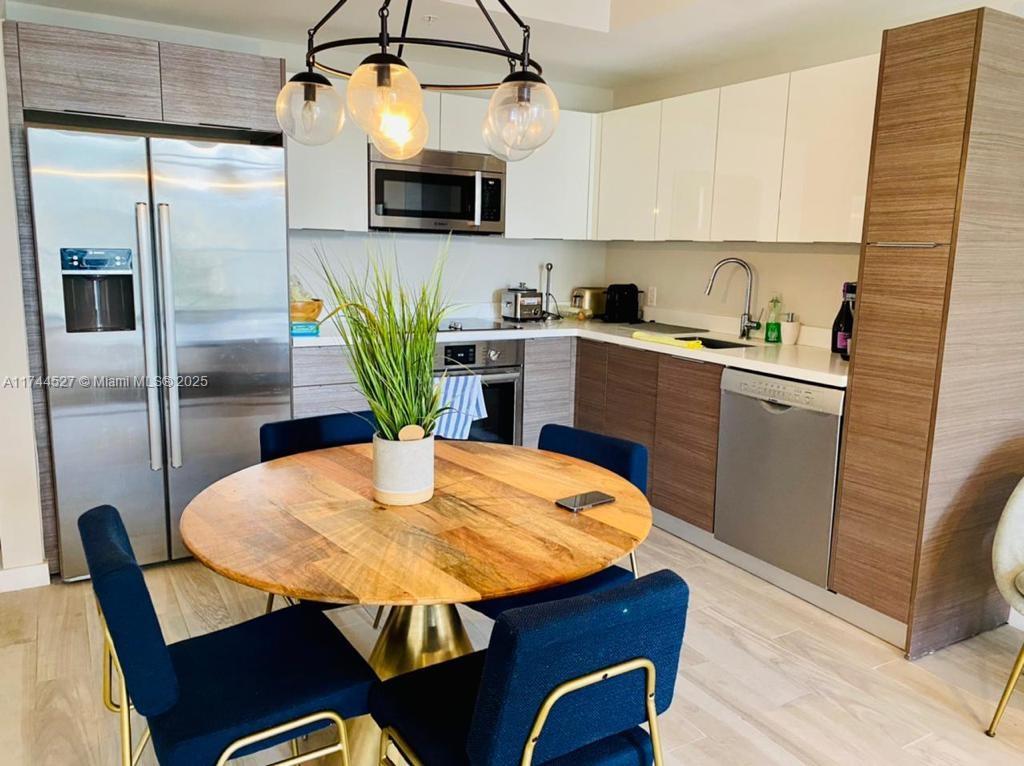 BRICKELL TEN CONDO - Residential Lease