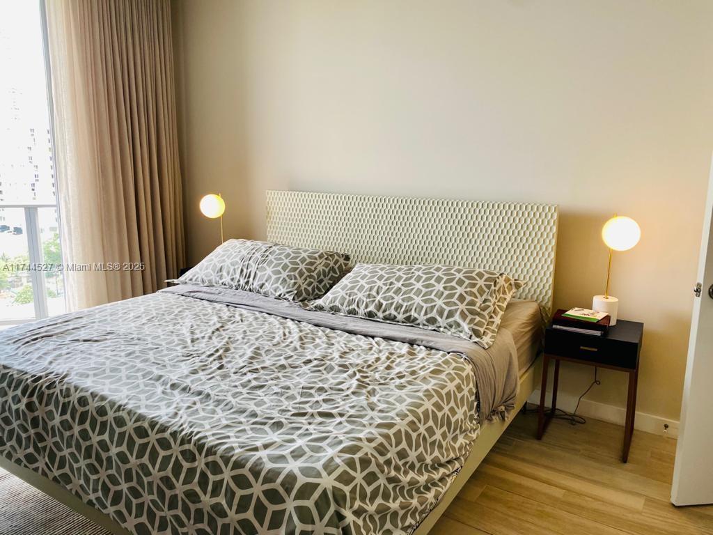 BRICKELL TEN CONDO - Residential Lease