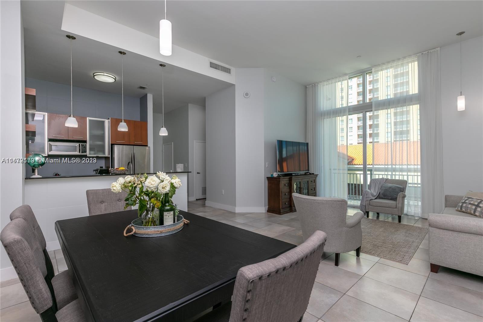 METROPOLIS II AT DADELAND - Residential