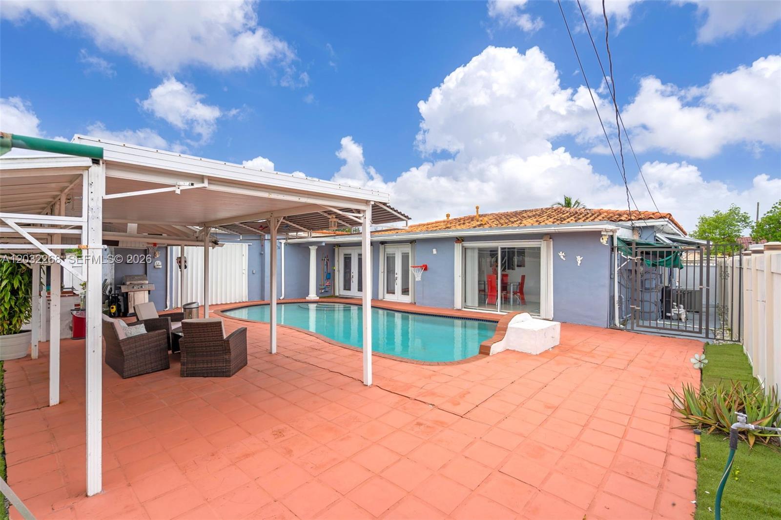 IDEAL HOMES SUB NO 4 - Residential