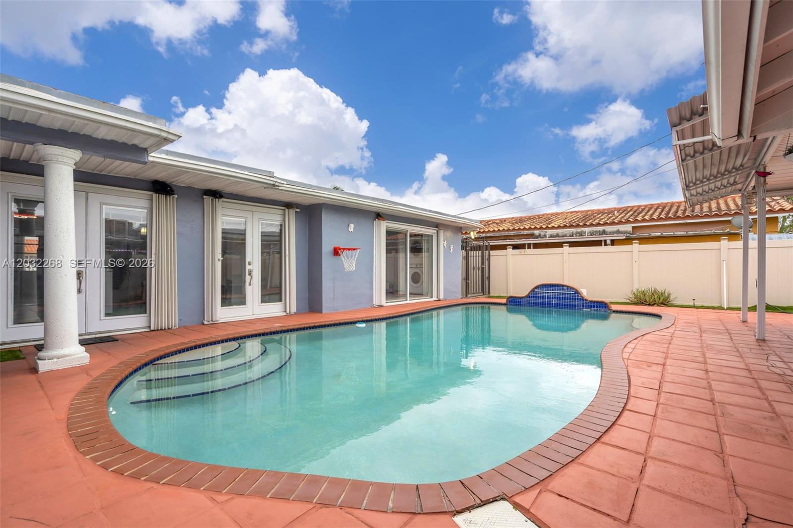IDEAL HOMES SUB NO 4 - Residential