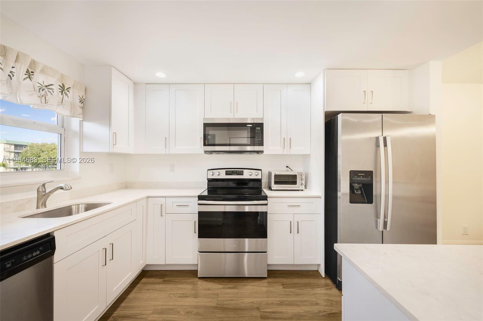 SOUTH GARDEN CONDO OF DEE - Residential