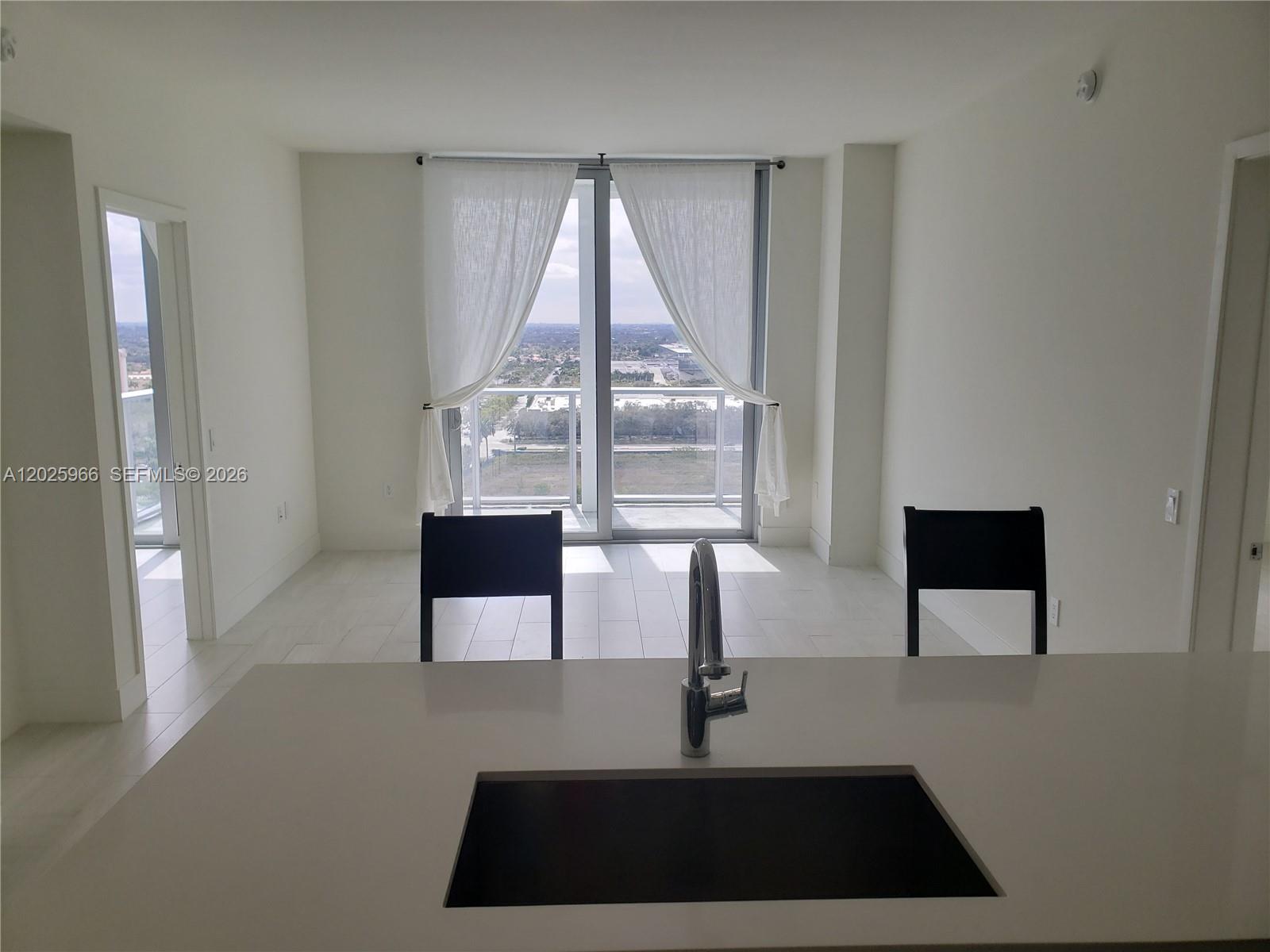 METROPICA NORTH TOWER ONE - Residential Lease