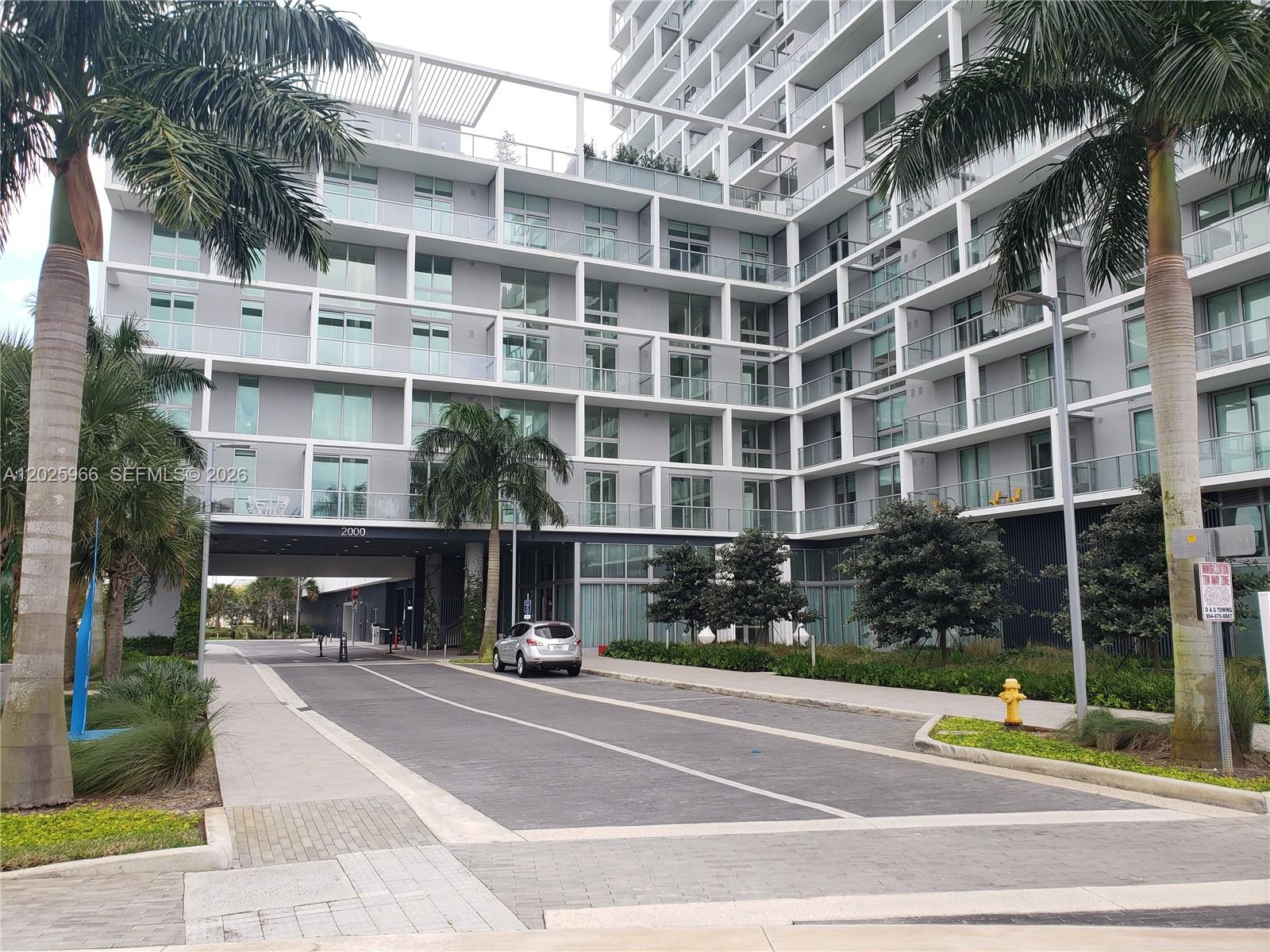 METROPICA NORTH TOWER ONE - Residential Lease