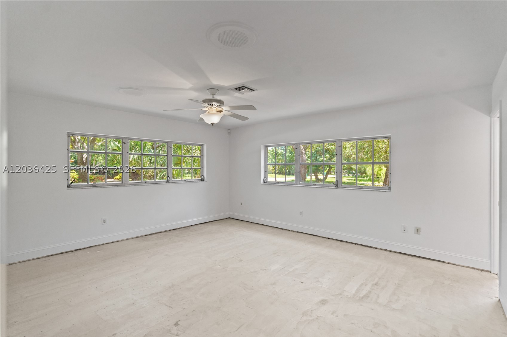 CORAL REEF ESTATES - Residential