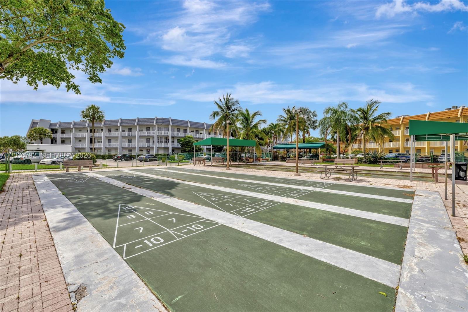 ROYAL PARK GARDENS III-F - Residential