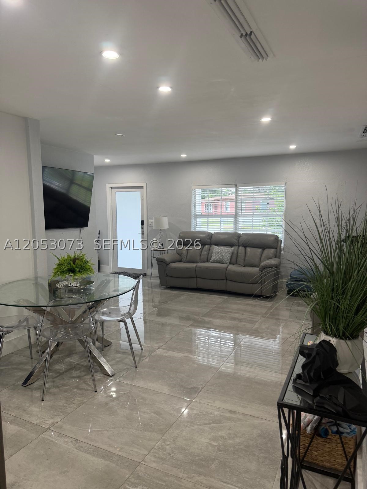 NEW BROWARDALE - Residential