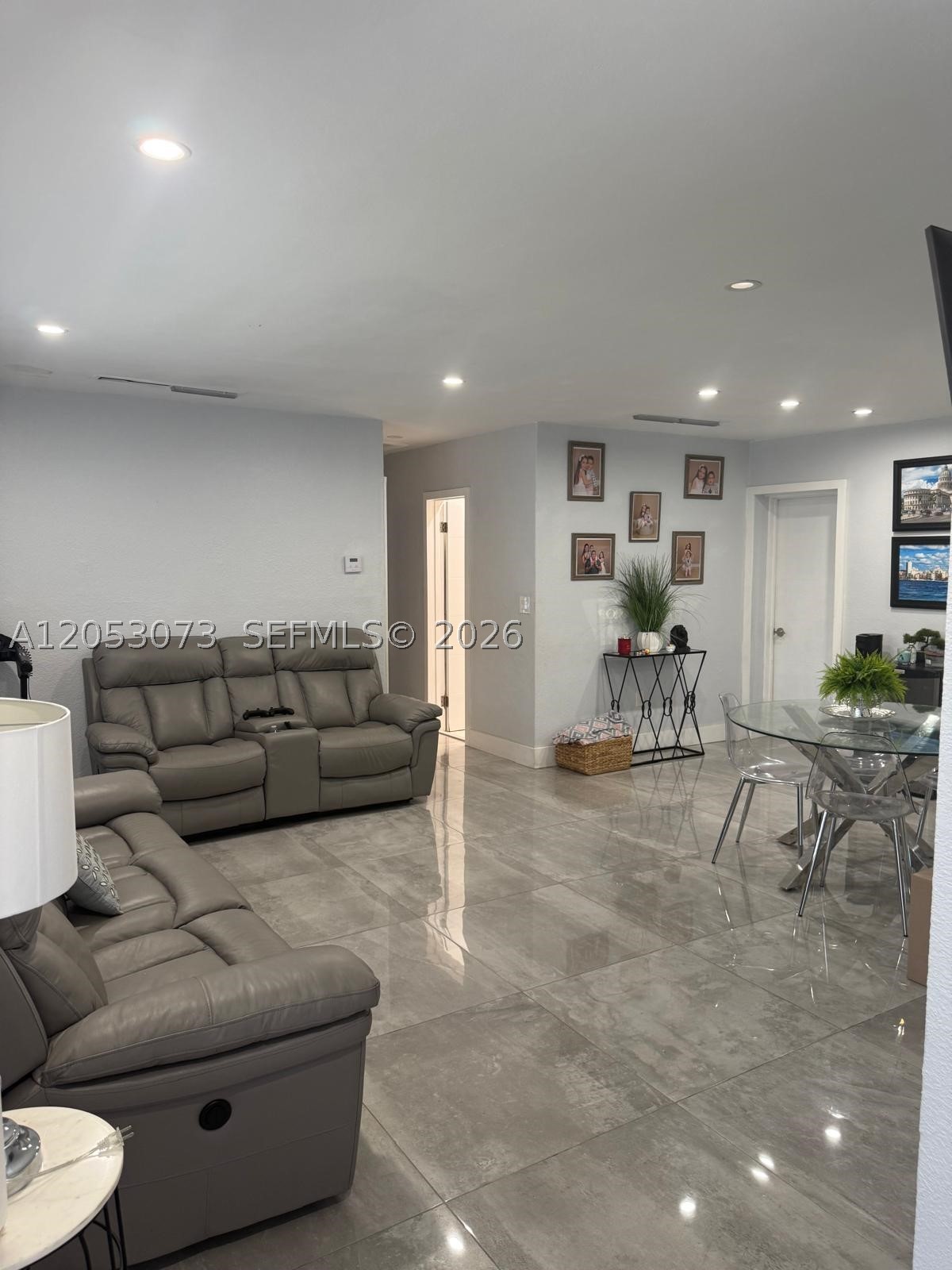 NEW BROWARDALE - Residential