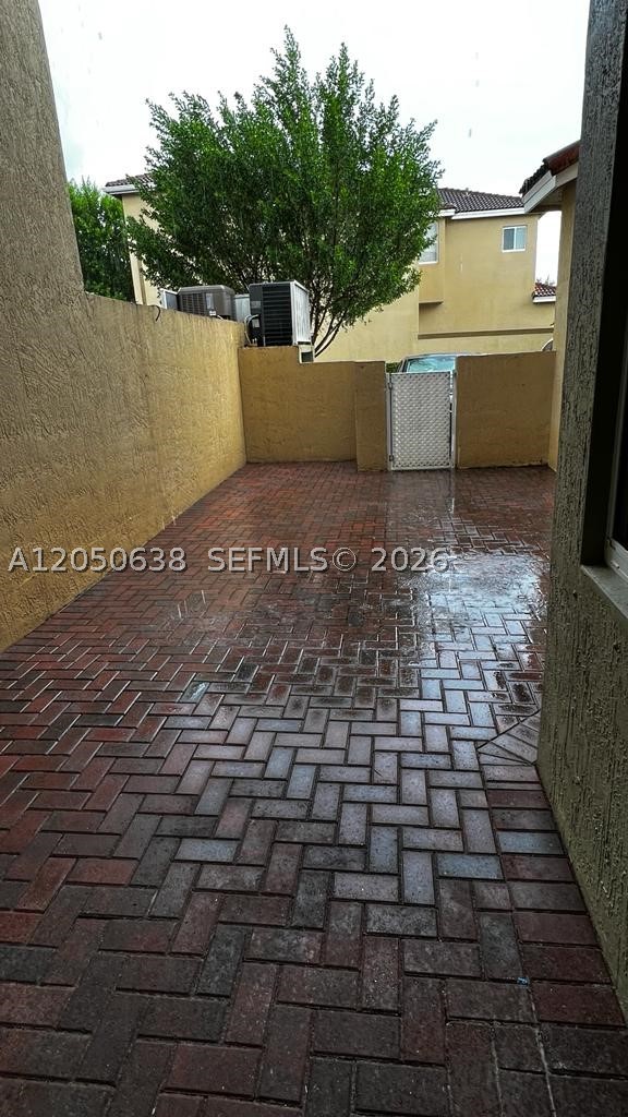 TOWNGATE NORTH - Residential Lease