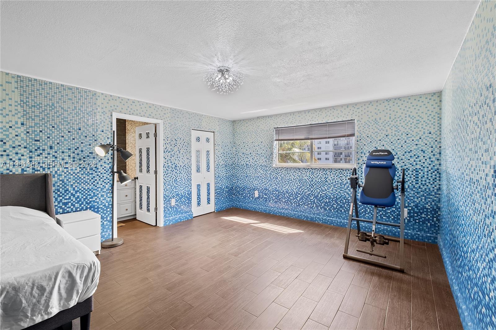 CARIBBEAN HOUSE CONDO - Residential