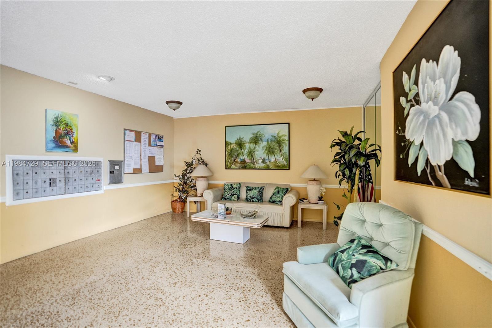 TOPAZ SOUTH CONDO - Residential