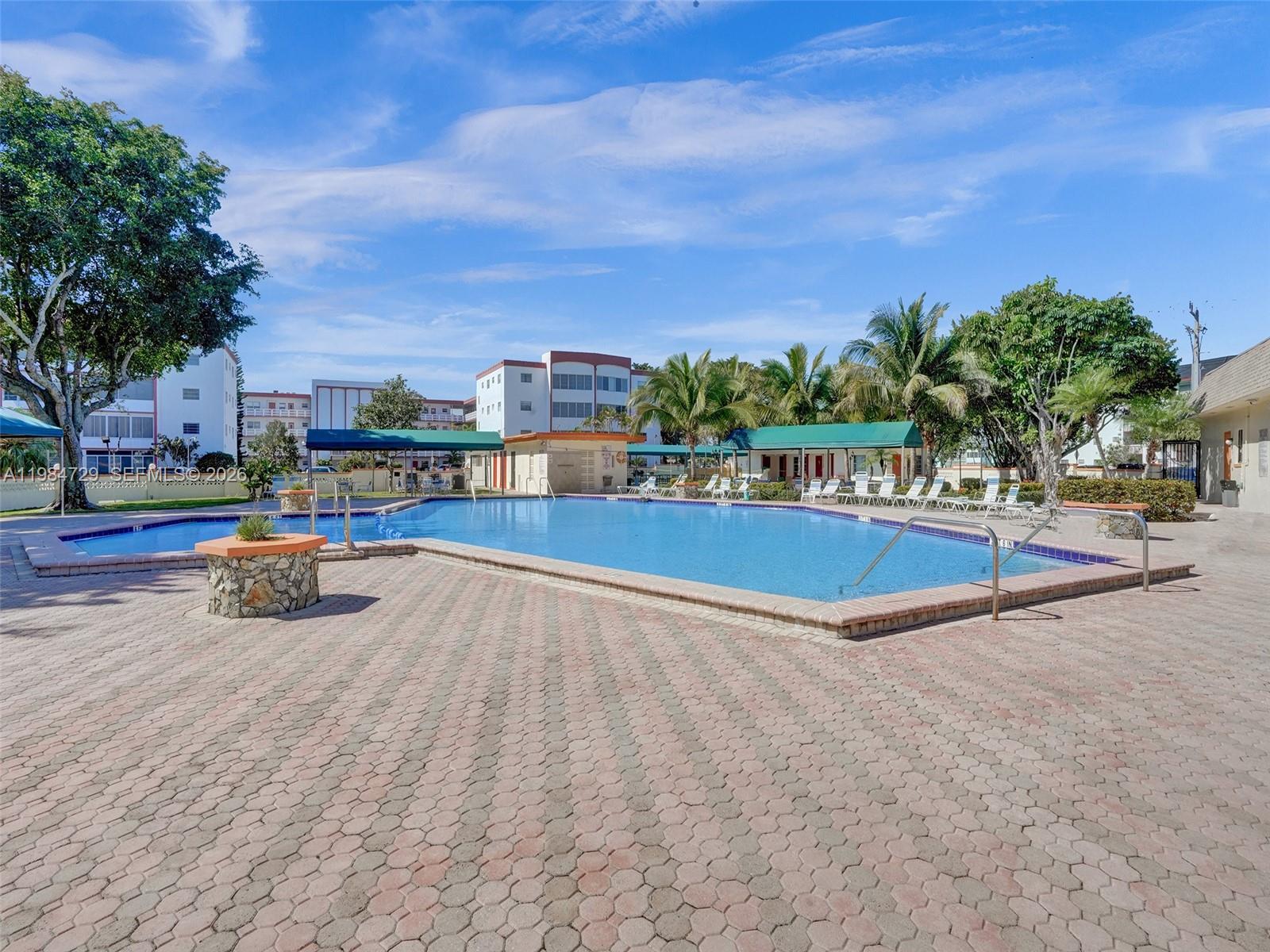 TOPAZ SOUTH CONDO - Residential