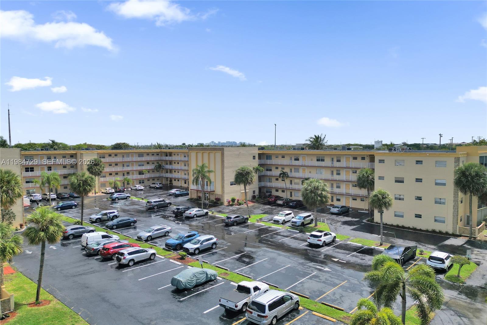 TOPAZ SOUTH CONDO - Residential