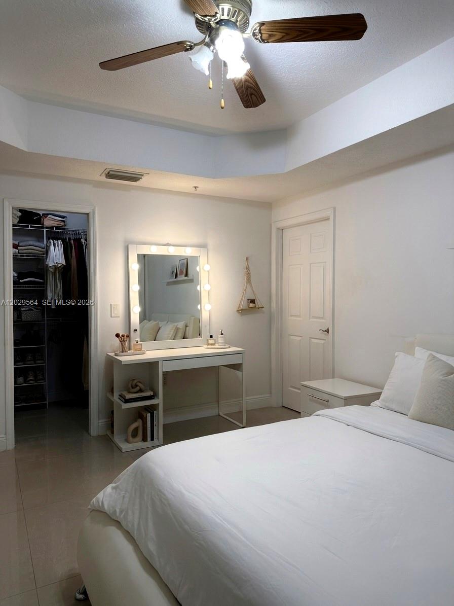 THE COURTS AT DORAL ISLES - Residential