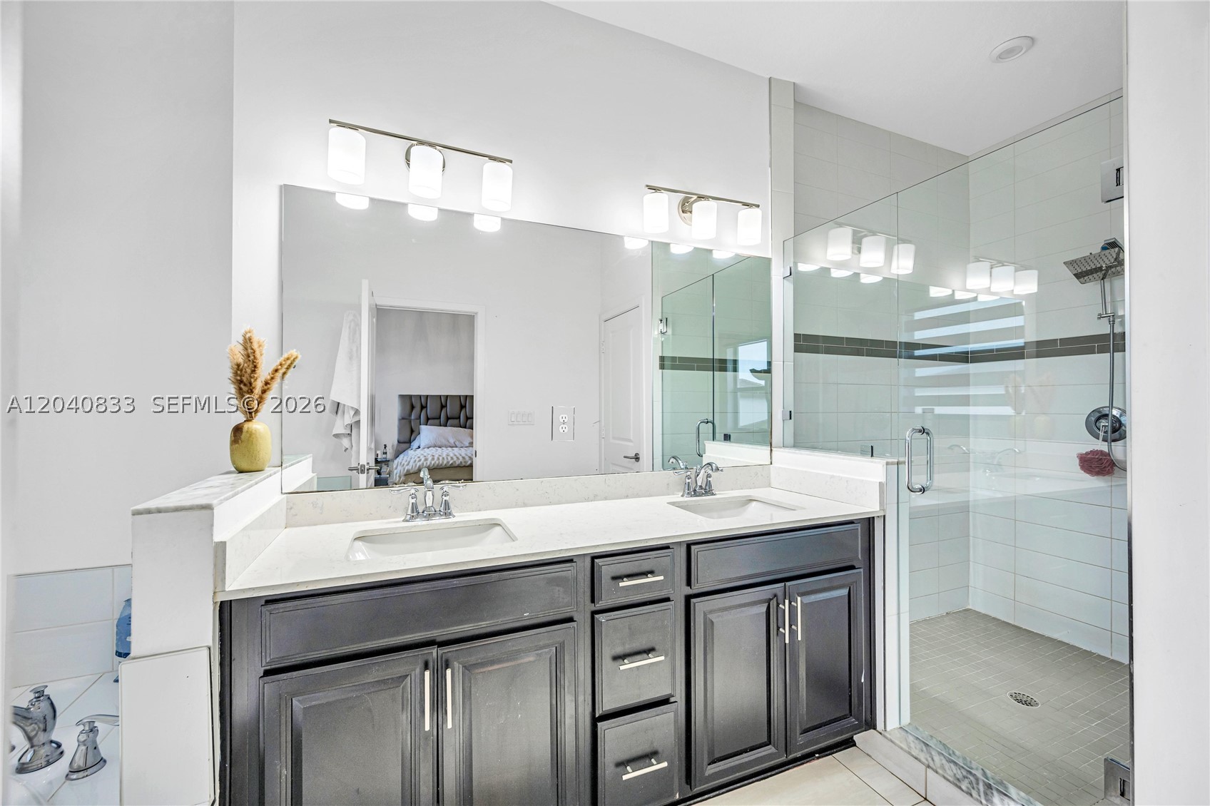 THE LANDINGS - Residential